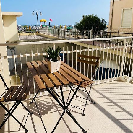 Appartamento Cima - Vista Mare, 3 Camere, Wifi, Family Apartment Lido di Jesolo Esterno foto
