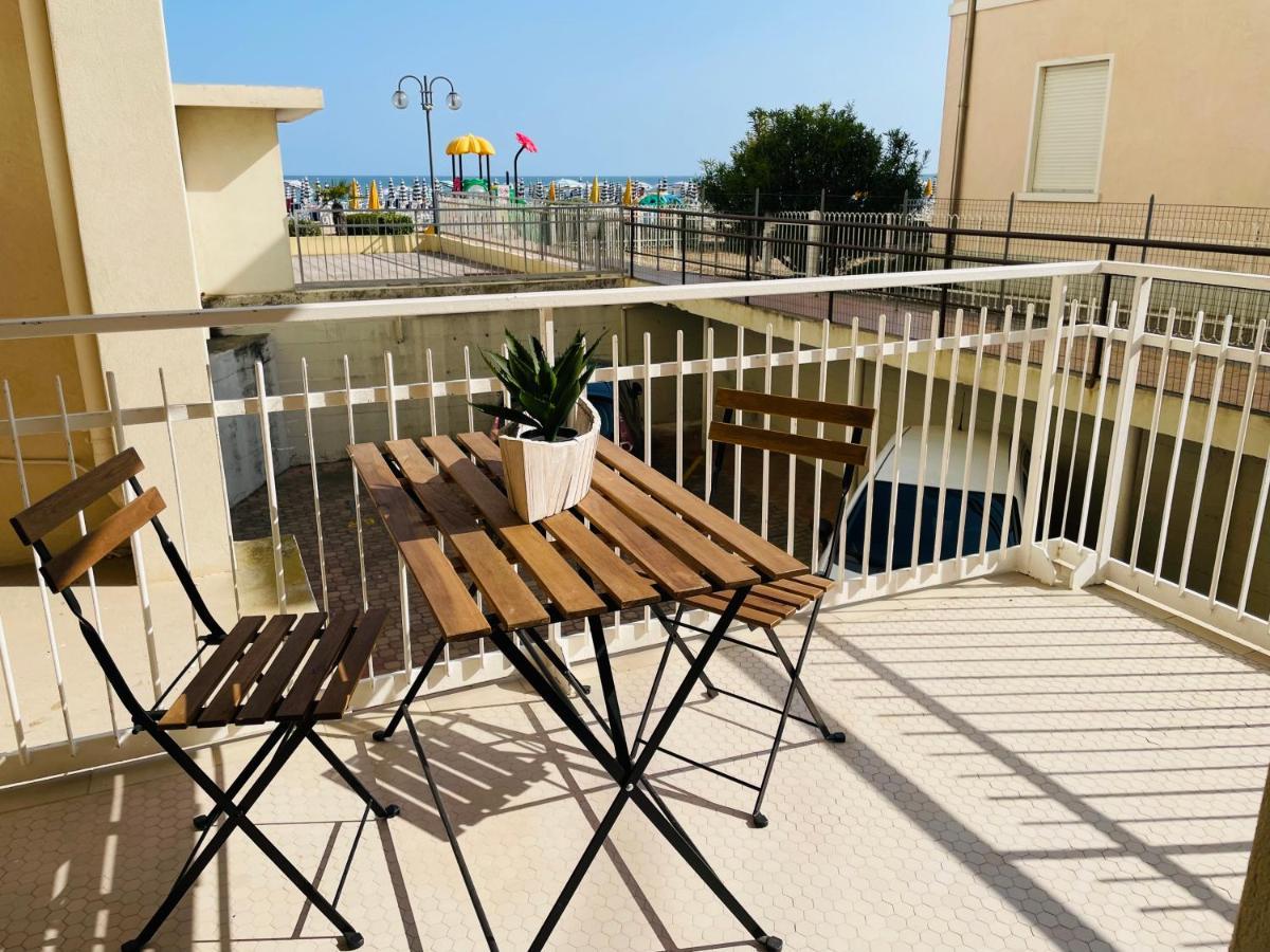 Appartamento Cima - Vista Mare, 3 Camere, Wifi, Family Apartment Lido di Jesolo Esterno foto