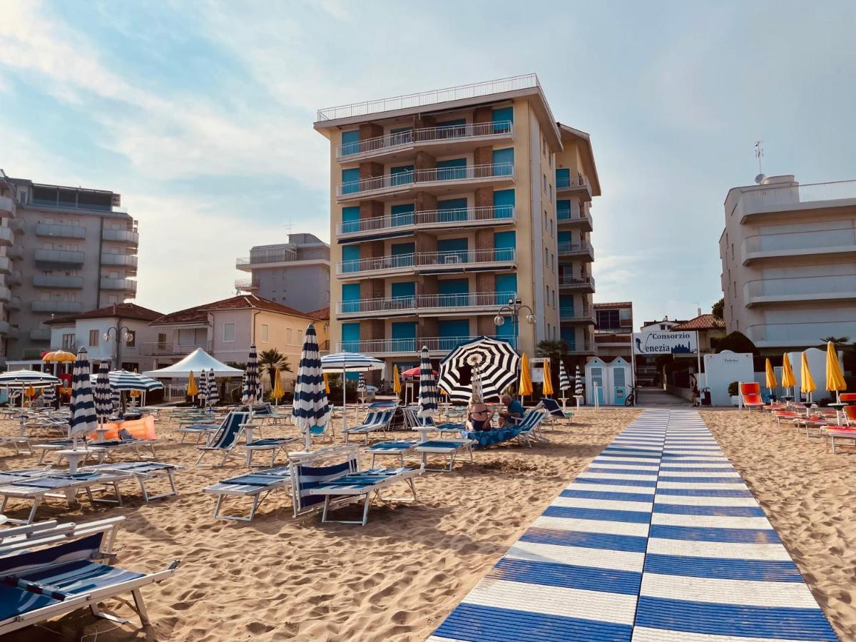Appartamento Cima - Vista Mare, 3 Camere, Wifi, Family Apartment Lido di Jesolo Esterno foto
